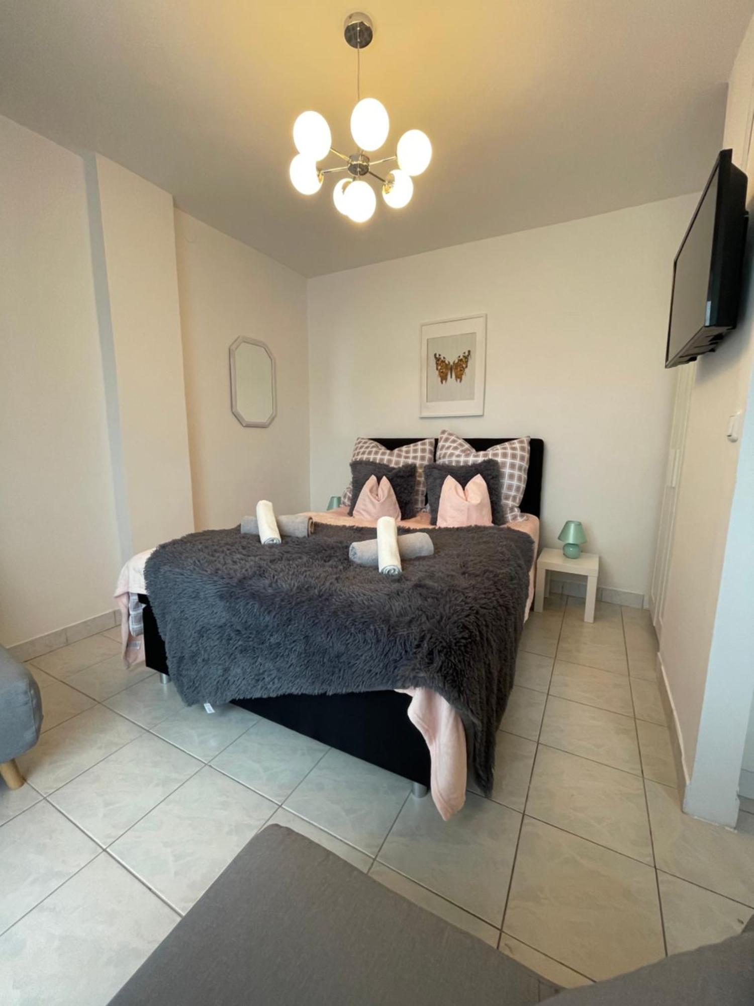 מדולין Enna Apartment 4 Meerblick Perfect Location מראה חיצוני תמונה
